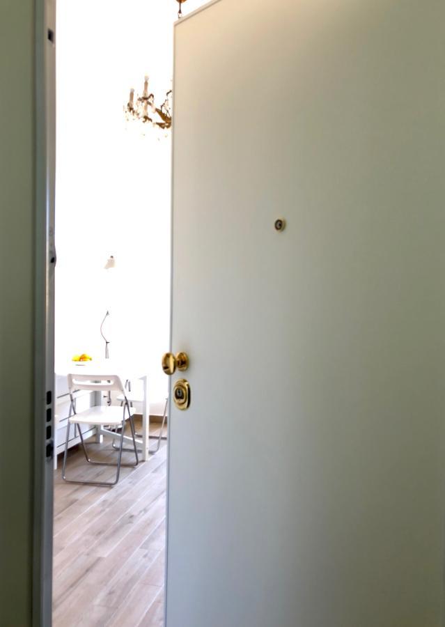 Termini Station Little House Apartment Roma Exterior foto