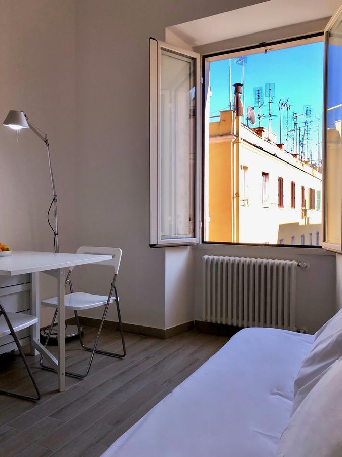 Termini Station Little House Apartment Roma Exterior foto
